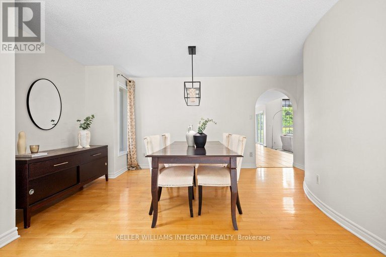 28490168/16-blackshire-circle/stonebridge/ottawa/ontario/K2J5L8_15