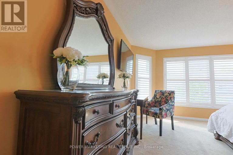 28585317/124-strathcarron-crescent/morgans-grantsouth-march/ottawa/ontario/K2K0C7_31