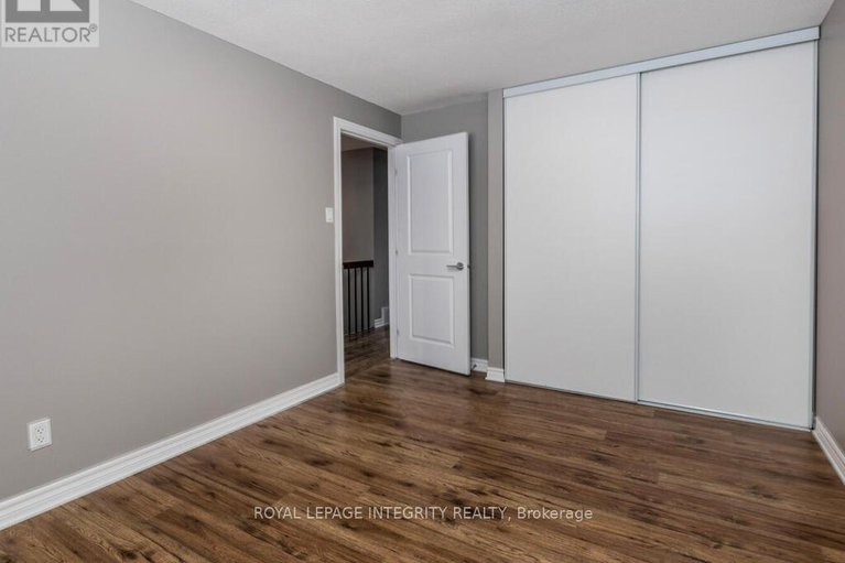 29282826/14-146-valley-stream-drive/leslie-park/ottawa/ontario/K2H9C6_49