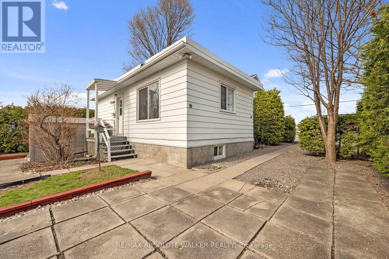 29651246/1290-st-jean-street/convent-glen-south/ottawa/ontario/K1C1N6_48