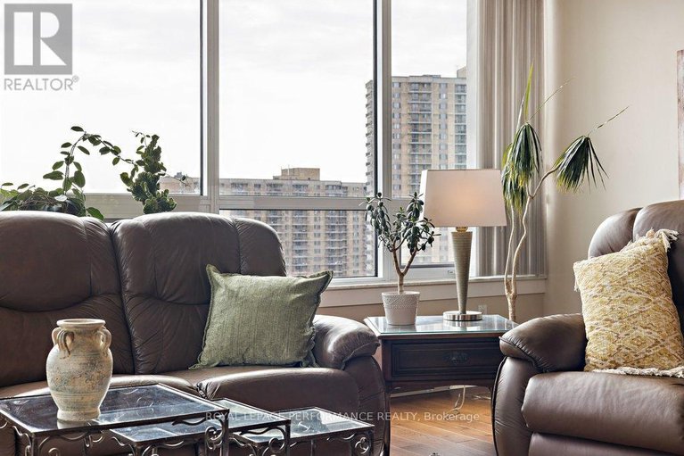 29469327/905-1480-riverside-drive/riverview-park/ottawa/ontario/K1G5H2_6