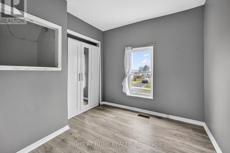 29636035/9-maud-street/morrisburg/south-dundas/ontario/K0C1X0_13