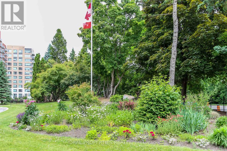 28573644/809-100-grant-carman-drive/borden-farmstewart-farmcarleton-heightsparkwood-hills/ottawa/ontario/K2E8B8_3