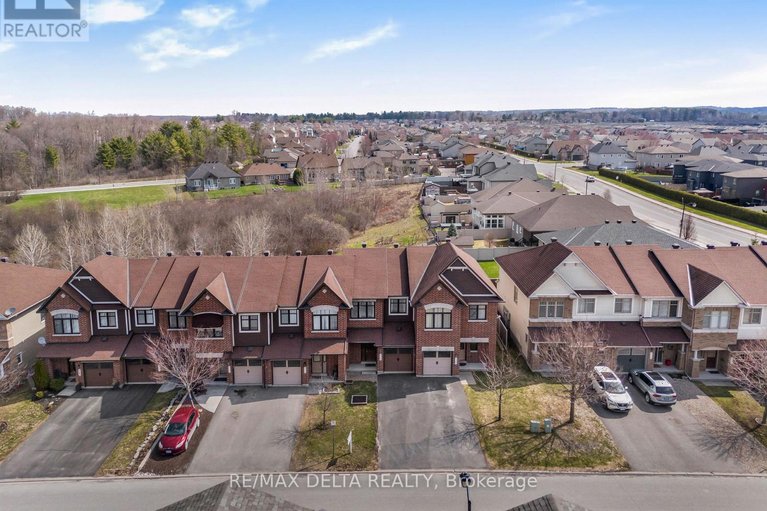 29651790/2225-marble-crescent/town-of-rockland/clarence-rockland/ontario/K4K0G9_34