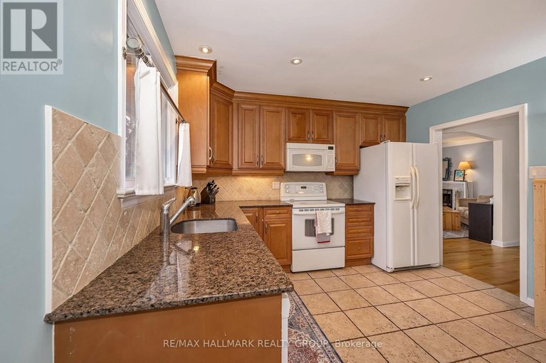 29684996/735-chapman-boulevard/elmvale-acres/ottawa/ontario/K1G1T7_13