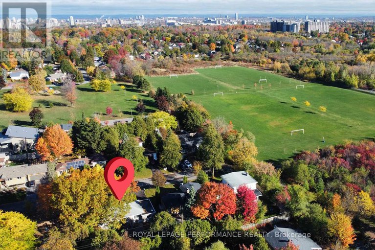 29023236/1394-wesmar-drive/alta-vista/ottawa/ontario/K1H7T5_27