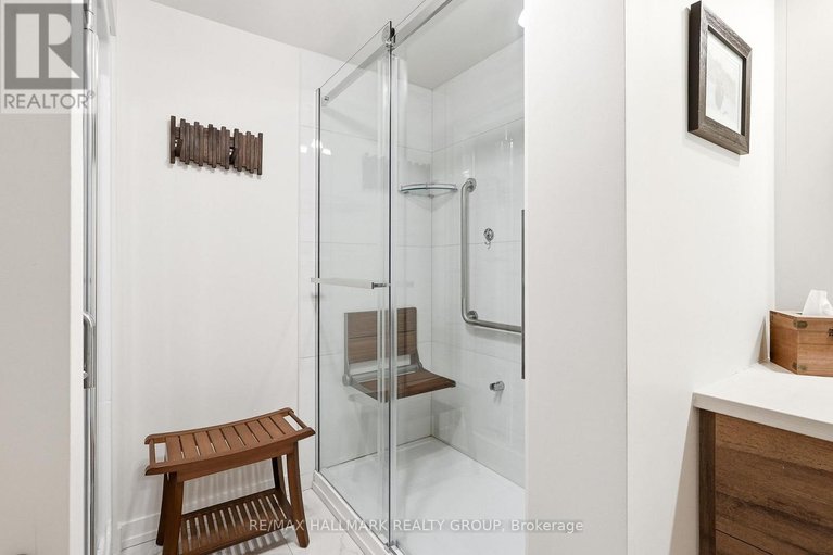 29544929/408-99-st-moritz-trail/embrun/russell/ontario/K0A1W0_20