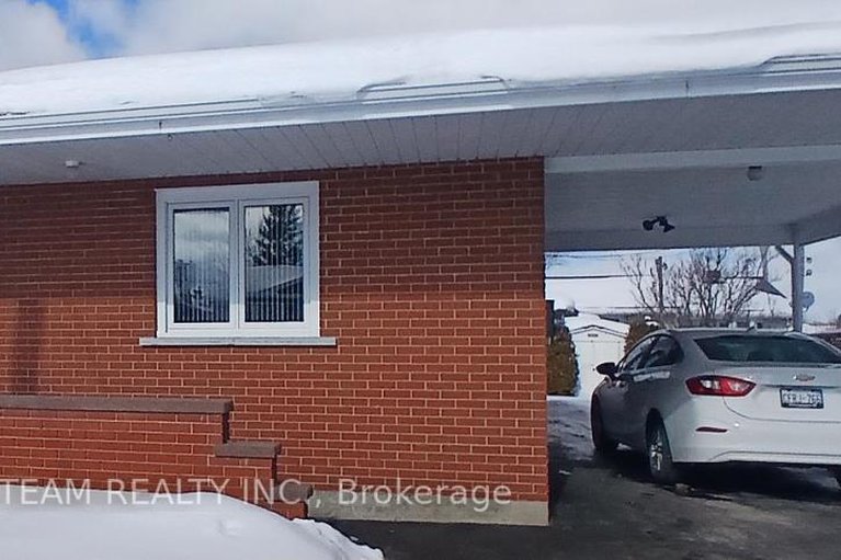 29361239/91-victoria-street-w/alexandria/north-glengarry/ontario/K0C1A0_1