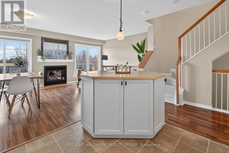 29559732/74-404-hillsboro-private/emerald-meadowstrailwest/ottawa/ontario/K2M3B2_6