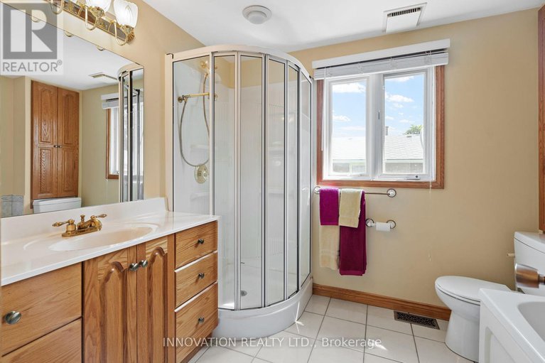 28409524/40-hadley-circle/bells-corners/ottawa/ontario/K2H6N9_22