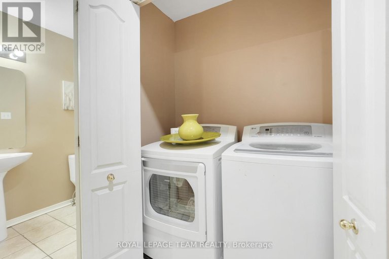 29650205/29-apple-creek-crescent/emerald-meadowstrailwest/ottawa/ontario/K2M2N3_31