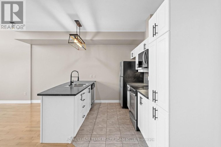 29094502/24-103-eye-bright-crescent/riverside-southgloucester-glen/ottawa/ontario/K1V2K6_8