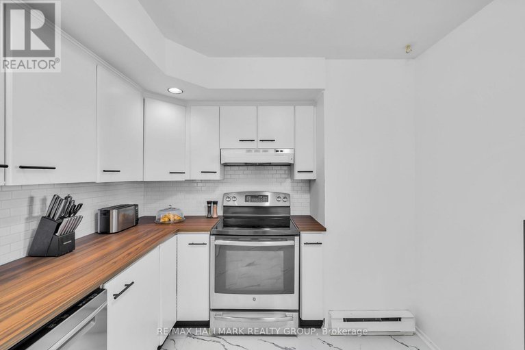 28934714/3-5-timberview-way/westcliffe-estates/ottawa/ontario/K2H9M6_27
