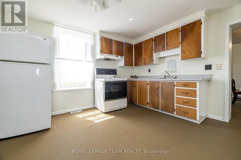 28723611/2106-dunrobin-road/kanata-north-east/ottawa/ontario/K0A1T0_13