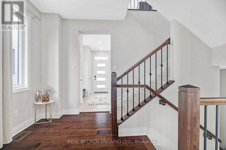 29417317/642-continental-avenue/emerald-meadowstrailwest/ottawa/ontario/K2S1B6_7