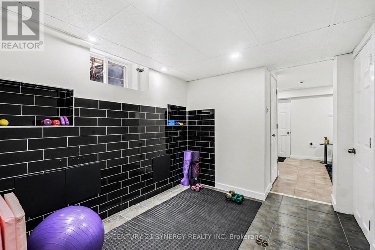 29518683/286-westhill-avenue/westborohampton-park/ottawa/ontario/K1Z7H6_38