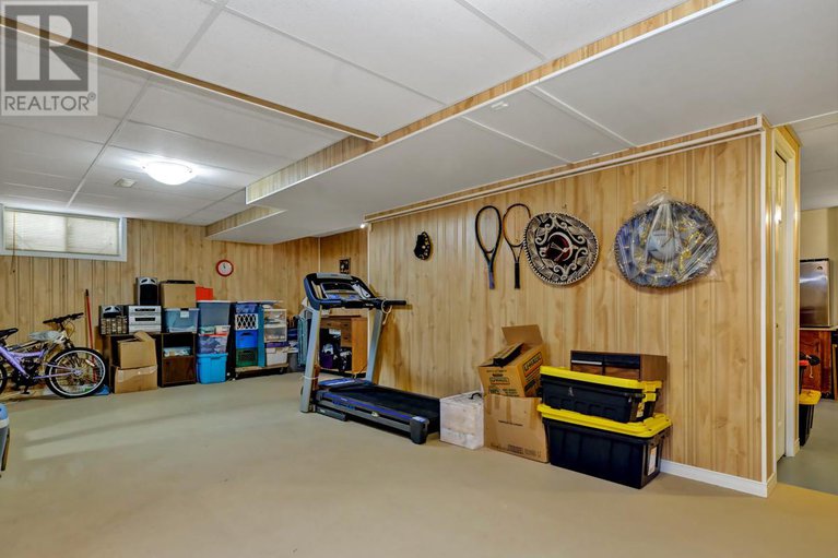 29149892/144-sandra-crescent/town-of-rockland/clarence-rockland/ontario/K4K1R7_32