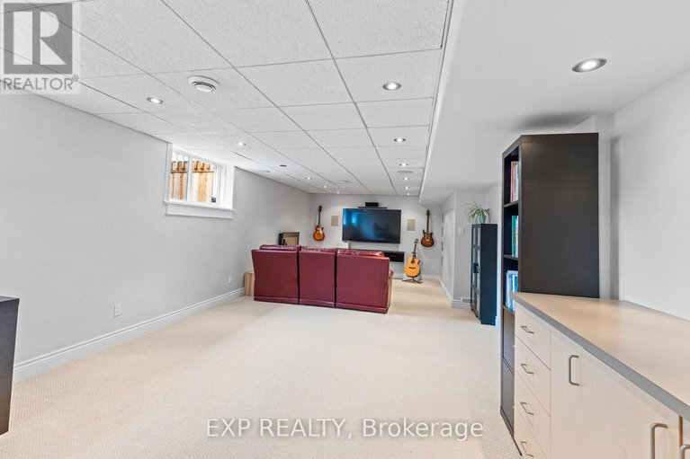 28558180/54-huntcliff-place/strandherd/ottawa/ontario/K2G6Z9_31