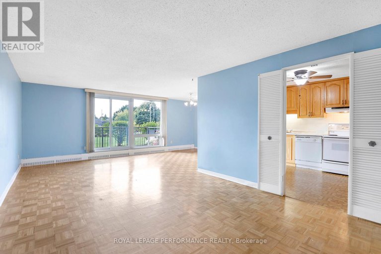28970576/113-1465-baseline-road/copeland-park/ottawa/ontario/K2C3L9_11
