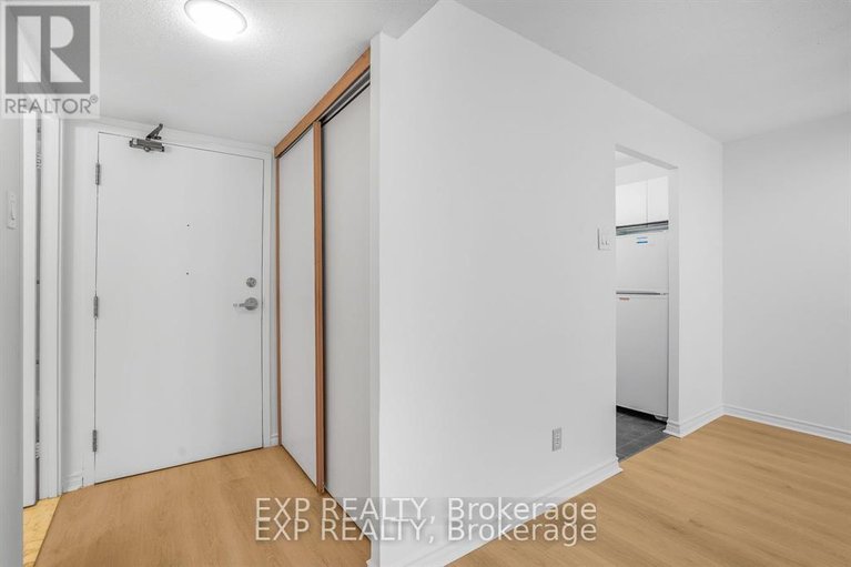 29476320/204-475-laurier-avenue-w/ottawa-centre/ottawa/ontario/K1R7X1_9