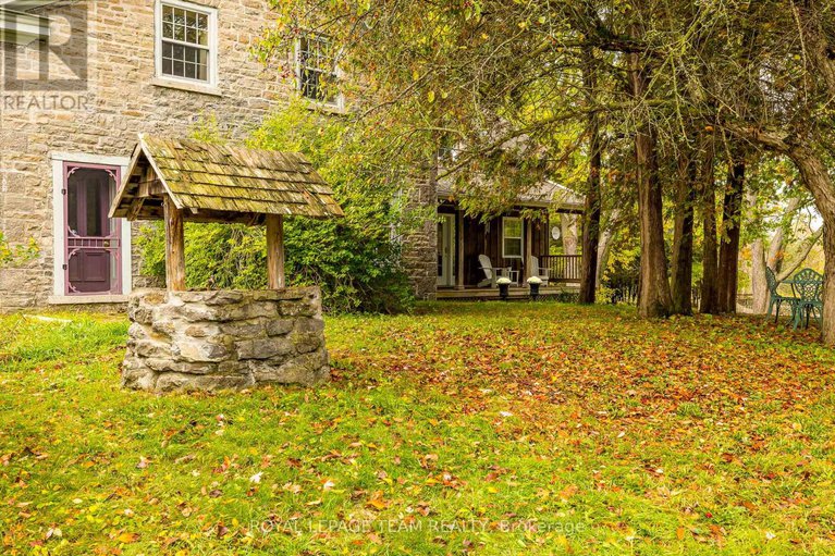 29098667/3651-burritts-rapids-road/north-grenville-twp-kemptville-south/north-grenville/ontario/K0G1N0_10