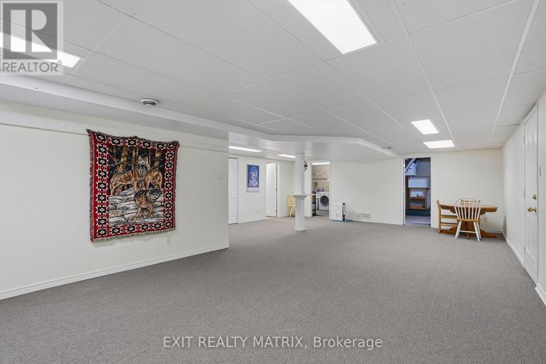 29367617/890-happy-hollow-road/vankleek-hill/champlain/ontario/K0B1R0_24