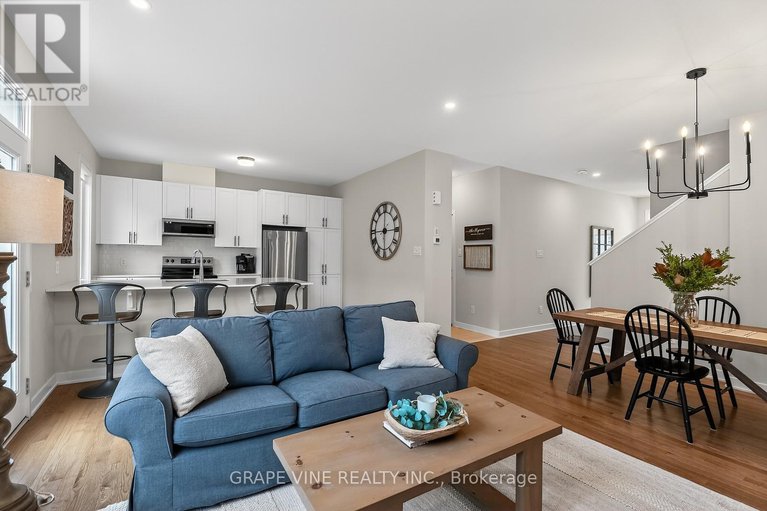 29145607/2005-postilion-street/btwn-franktown-rd-fallowfield-rd/ottawa/ontario/K0A2Z0_13