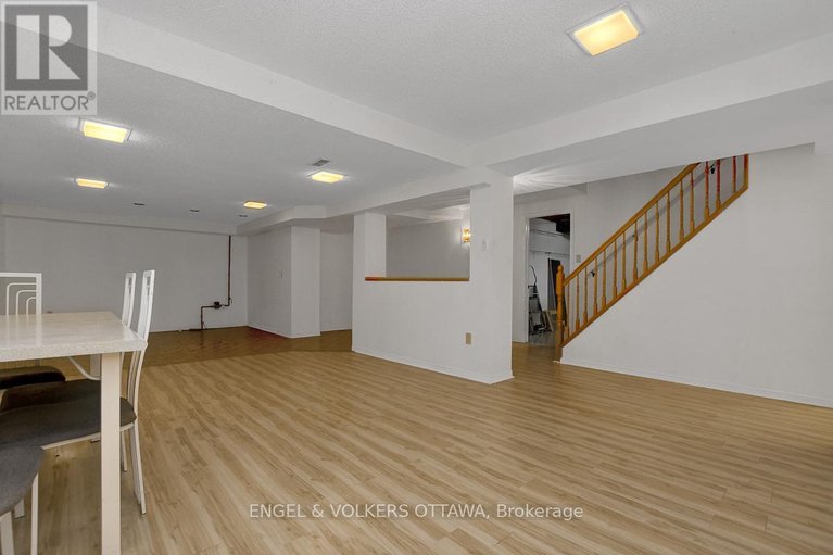 29460992/7-condie-street-w/centrepointe/ottawa/ontario/K2G5M3_42