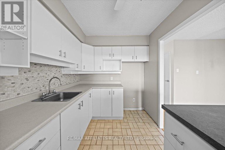 29135891/1507-158b-mcarthur-avenue/vanier/ottawa/ontario/K1L8C9_9