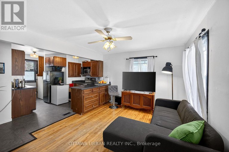 29249912/951-merivale-road/carlington/ottawa/ontario/K1Z6A3_22