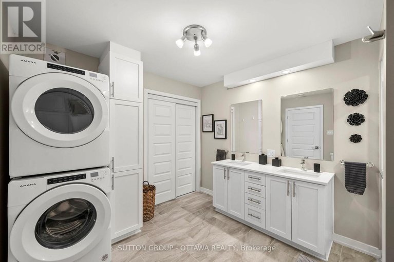 29586662/294-308-masters-lane/town-of-rockland/clarence-rockland/ontario/N1A2W1_25