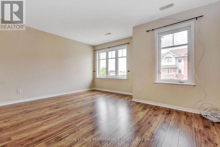 29322609/125-windswept-private/riverside-southgloucester-glen/ottawa/ontario/K1V0Z4_7