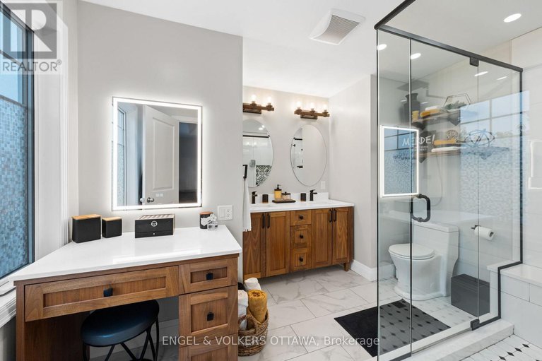 28926849/511-erinwoods-circle/stonebridge/ottawa/ontario/K2J5M5_21