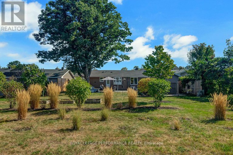 28886020/3-parkland-crescent/arlington-woods/ottawa/ontario/K2H5V3_23