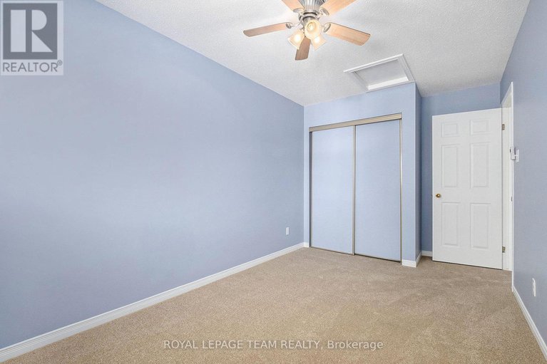 29033840/93-royal-oak-court/hunt-club-parkgreenboro/ottawa/ontario/K1T3N9_20