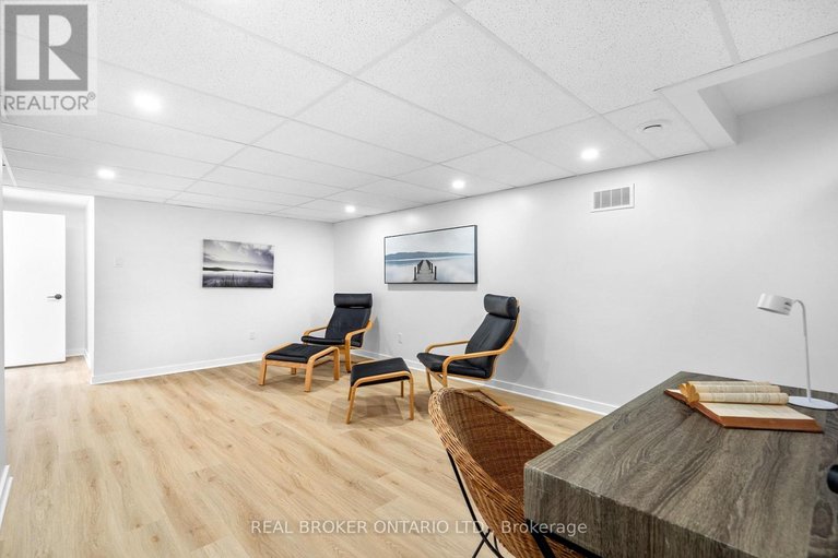 29575712/c-477-moodie-drive/arbeatha-park/ottawa/ontario/K2H8T7_33