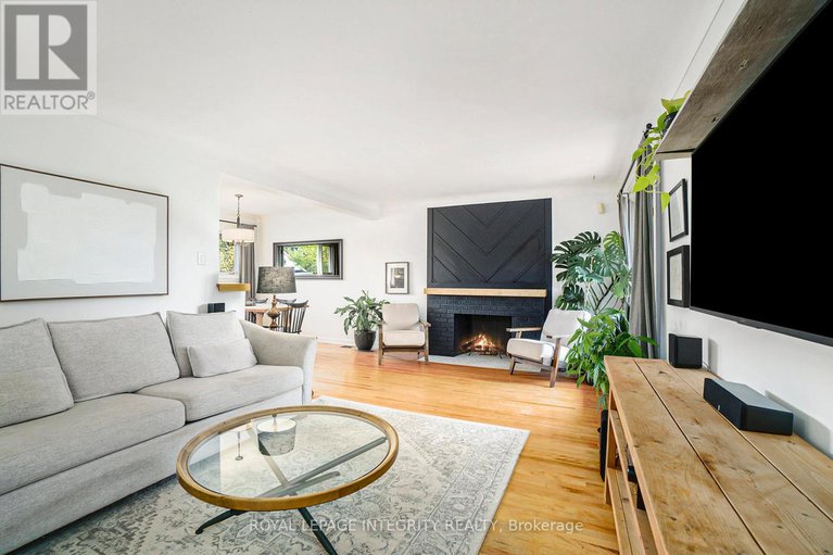 28970777/1317-ferguson-street/bel-air-heights/ottawa/ontario/K2C2K5_5