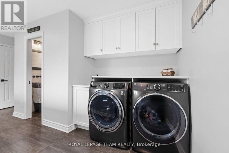 29570425/6903-twin-lakes-avenue/greely/ottawa/ontario/K4P1P1_28