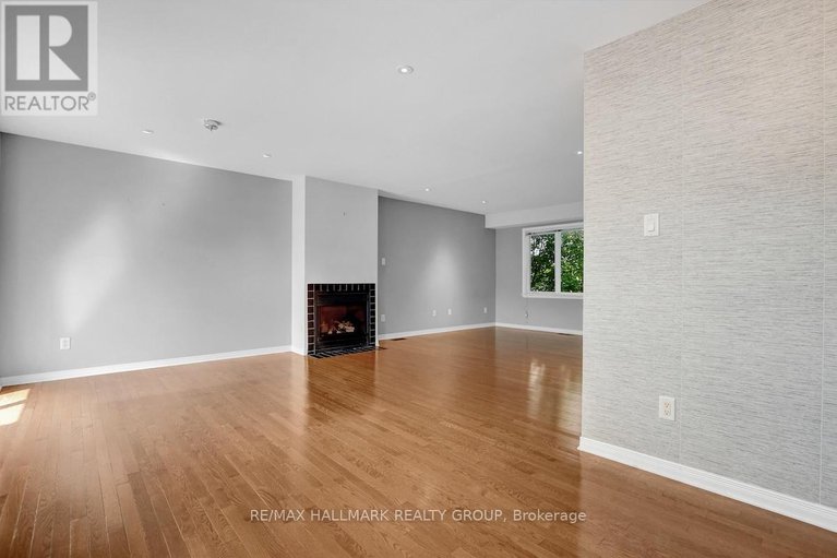 28835286/553-burleigh-private/cyrville/ottawa/ontario/K1J1J9_8