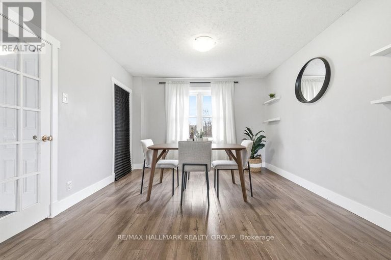 29645048/50-poole-street/mcnabbraeside-twps/mcnabbraeside/ontario/K7S1J2_13