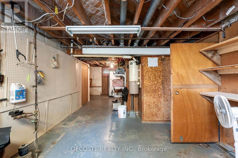 28641944/205-dominion-street-n/alexandria/north-glengarry/ontario/K0C1A0_27