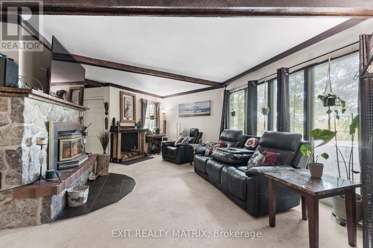 28384633/7962-parkway-road/osgoode-twp-north-of-reg-rd-6/ottawa/ontario/K0A2P0_15