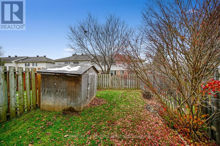 29144869/6-sunnybrooke-drive/emerald-meadowstrailwest/ottawa/ontario/K2M2P3_26