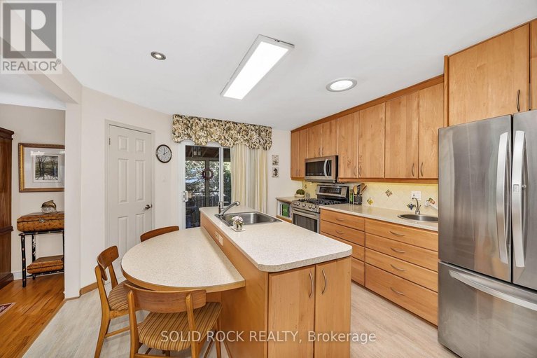 29583771/471-tillbury-avenue/laurentianview/ottawa/ontario/K2A0Y6_11