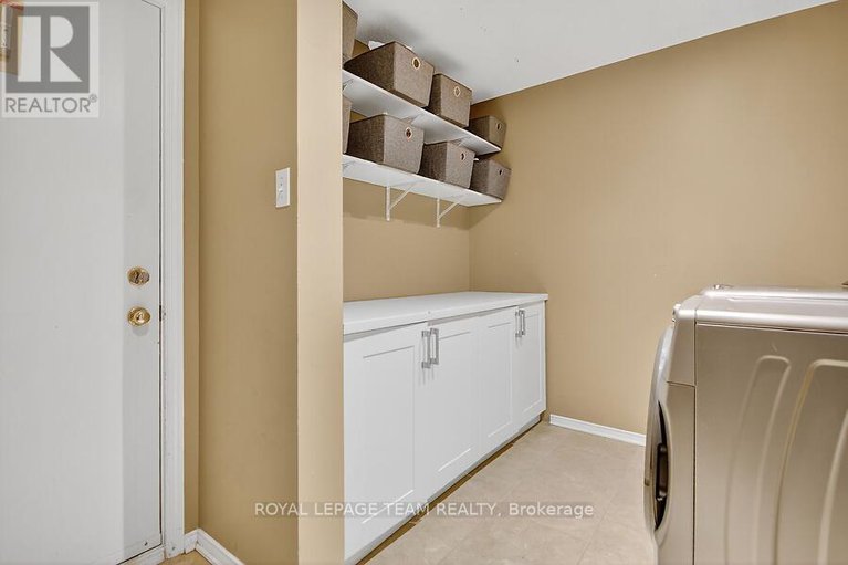 28929559/22-birchfield-avenue/emerald-meadowstrailwest/ottawa/ontario/K2M2N5_40