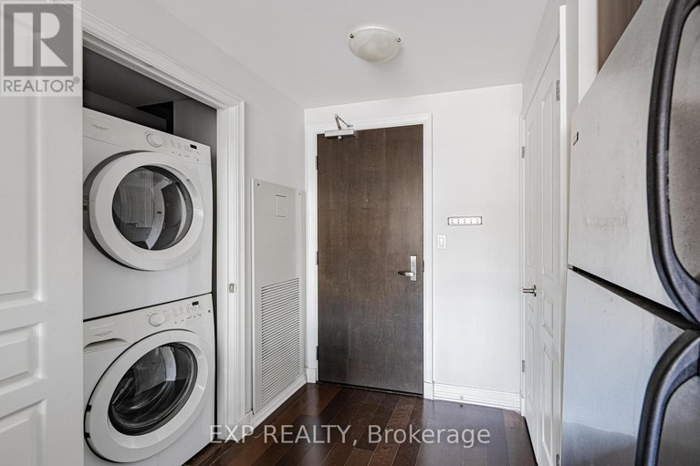 29052934/1407-238-besserer-street/sandy-hill/ottawa/ontario/K1N6B1_21