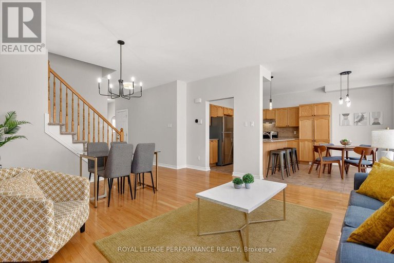 29164946/1910-schroeder-crescent/springridgeeast-village/ottawa/ontario/K4A4P8_13