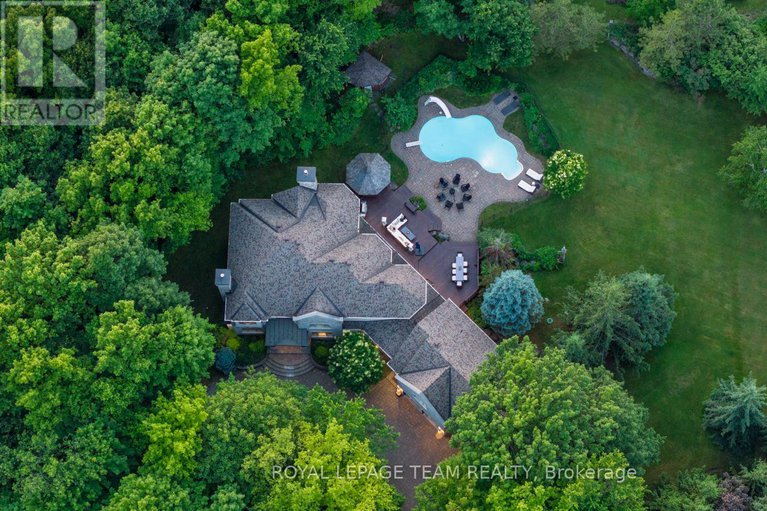 28532600/33-marchbrook-circle/rural-kanata-central/ottawa/ontario/K2W1A1_30