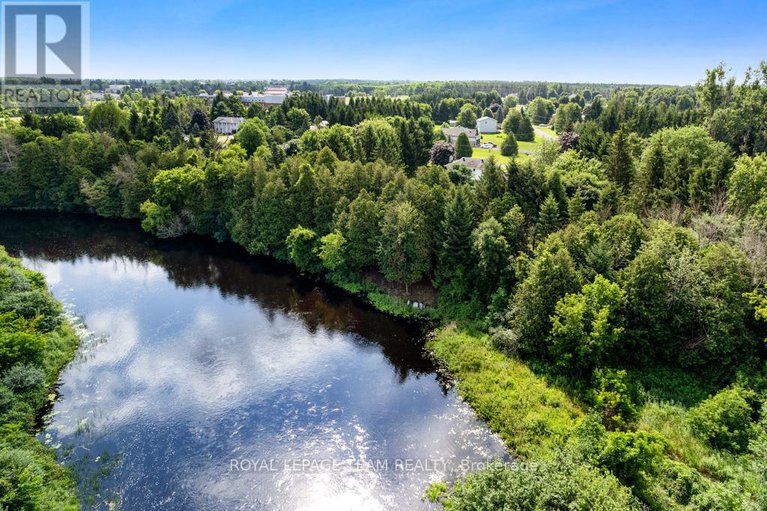 28628290/17-maric-trail/kemptville/north-grenville/ontario/K0G1J0_5