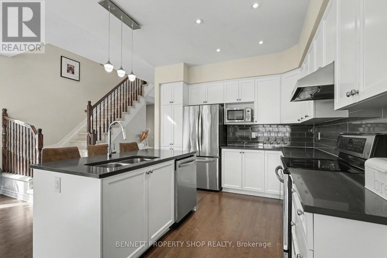 29534345/554-stargazer-crescent/riverside-southgloucester-glen/ottawa/ontario/K4M0H2_5